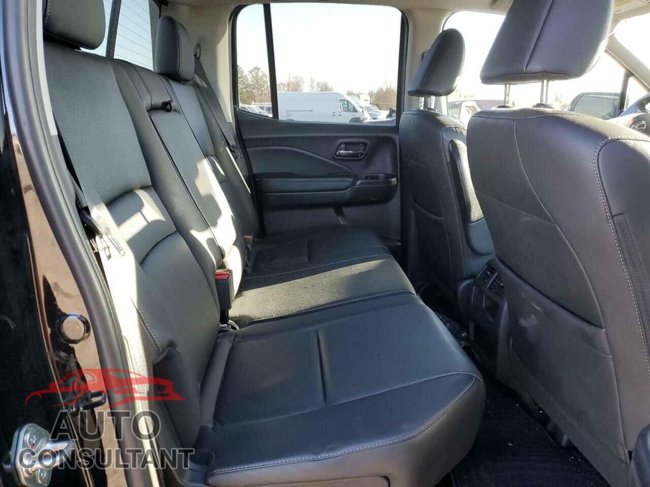 HONDA RIDGELINE 2017 - 5FPYK3F76HB012810
