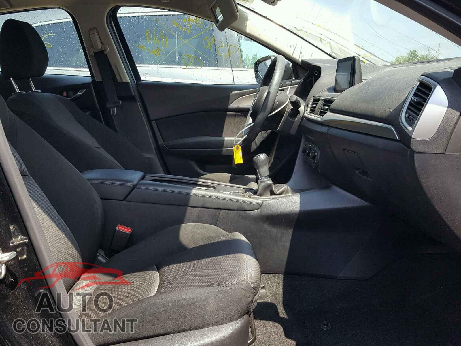 MAZDA 3 2017 - 3MZBN1K7XHM131209