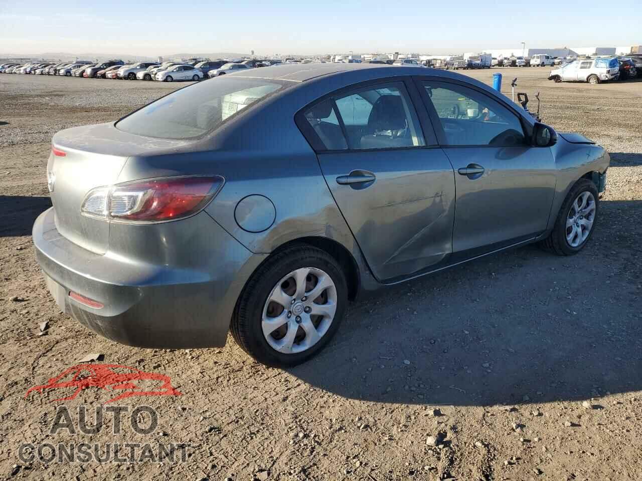 MAZDA 3 2013 - JM1BL1TG1D1815564