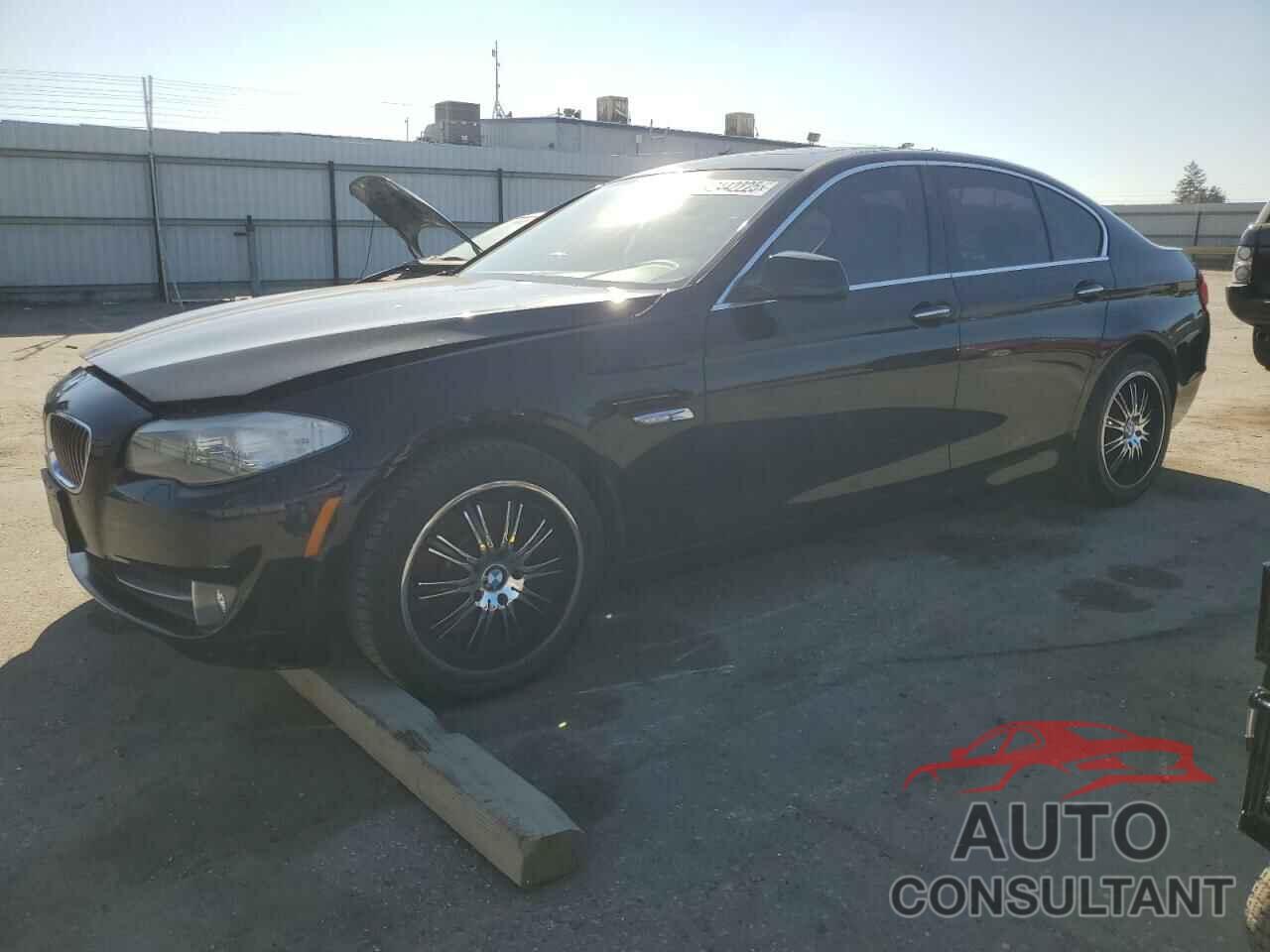 BMW 5 SERIES 2012 - WBAXG5C54CDX01665