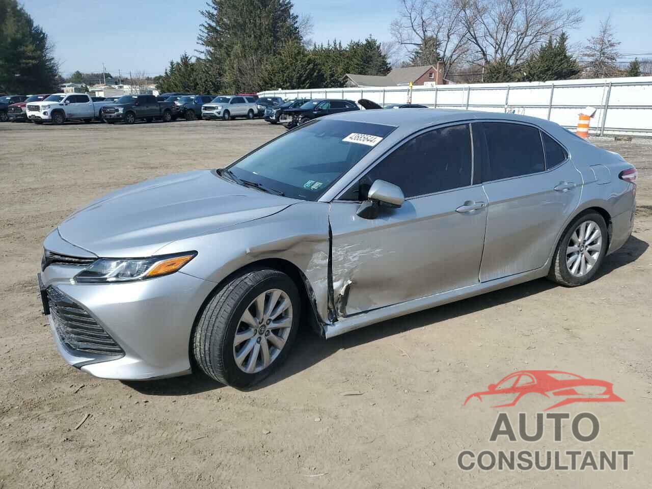 TOYOTA CAMRY 2018 - 4T1B11HK9JU105434