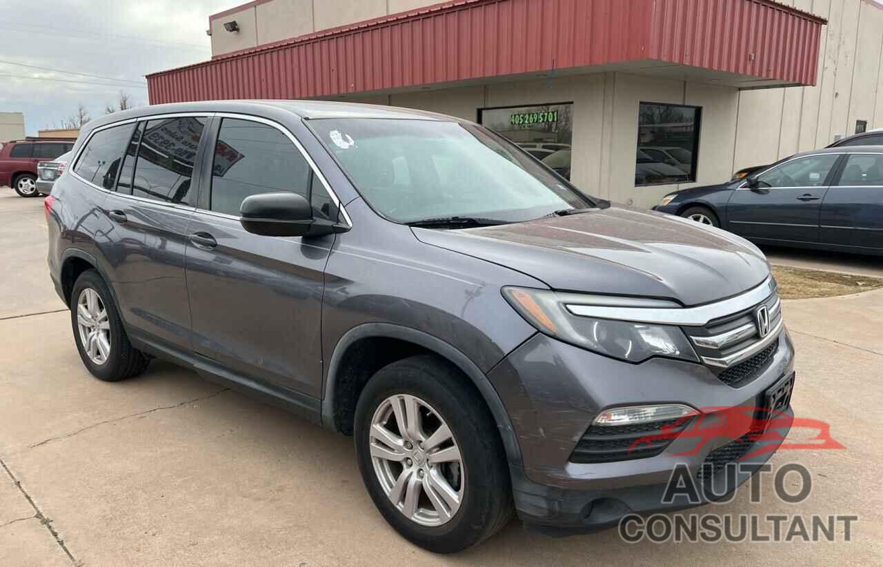 HONDA PILOT 2016 - 5FNYF5H10GB018361