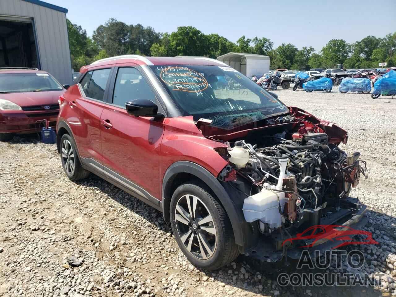 NISSAN KICKS 2018 - 3N1CP5CU3JL537571