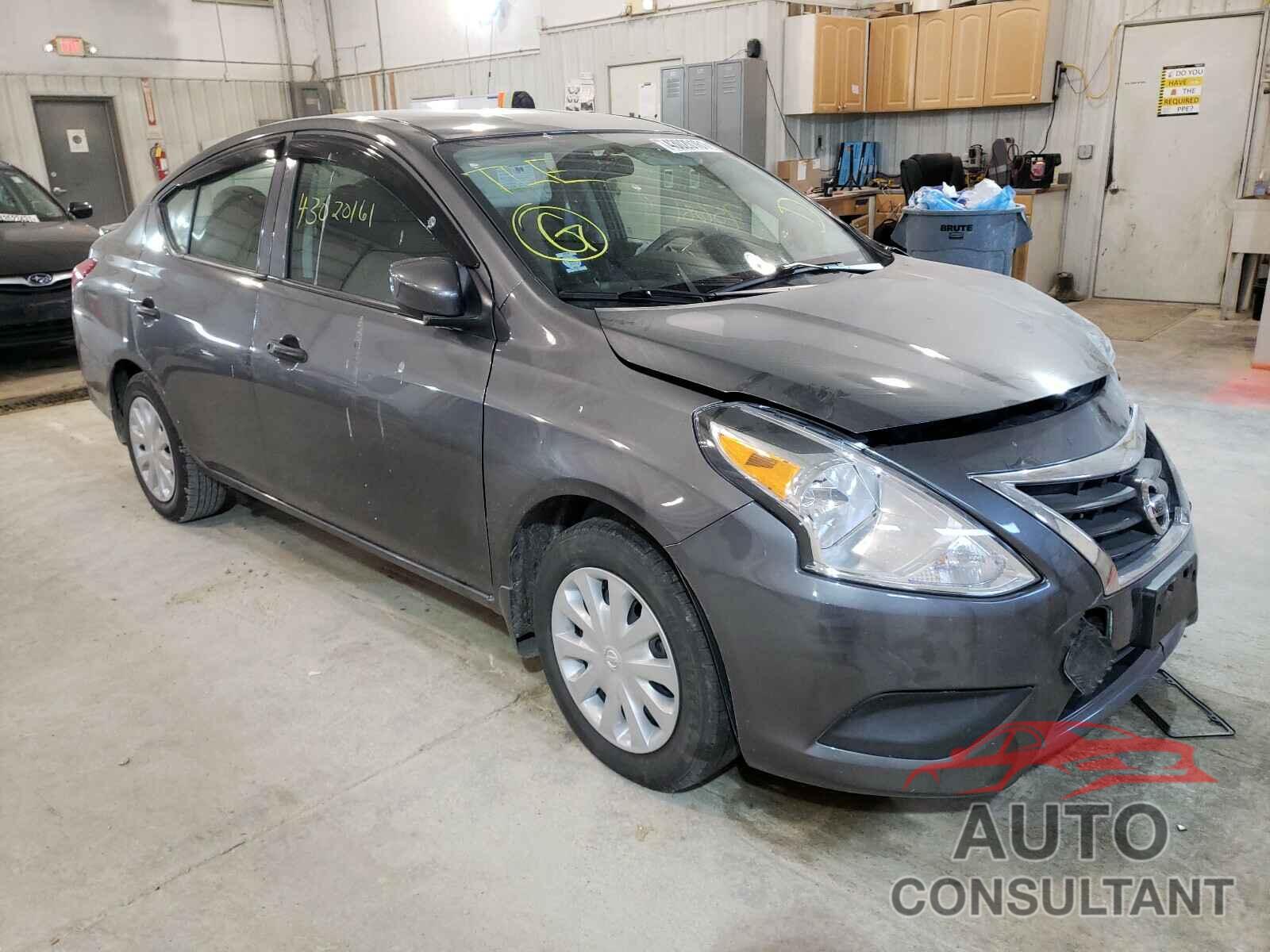 NISSAN VERSA 2017 - 3N1CN7AP7HL847439