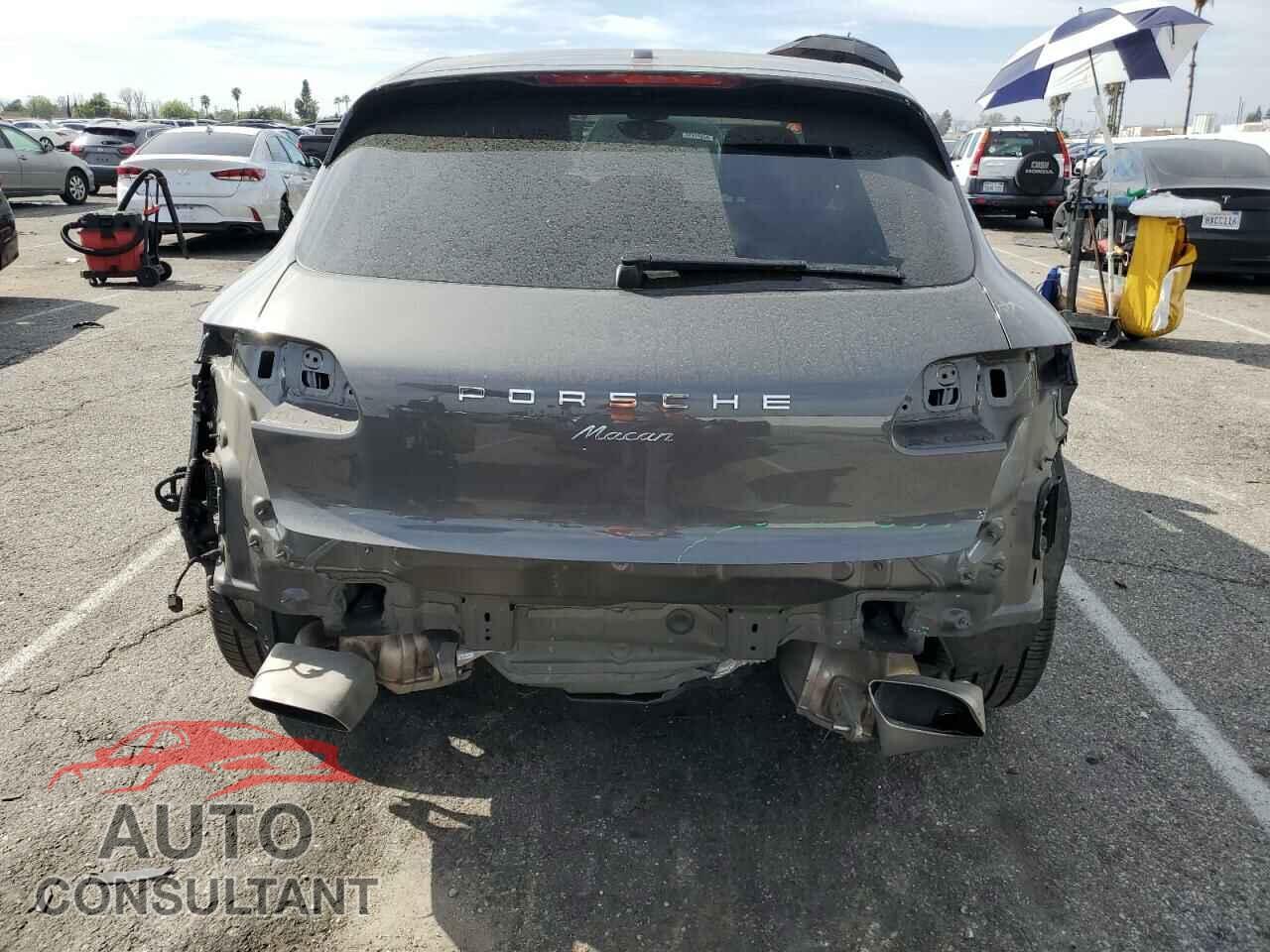PORSCHE MACAN 2018 - WP1AA2A51JLB19553