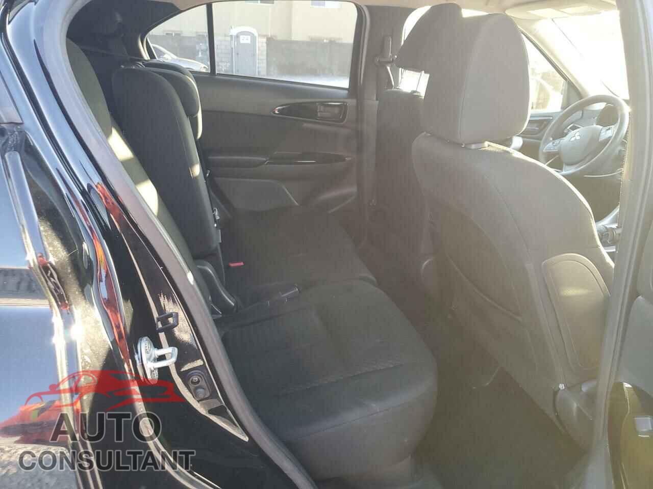 MITSUBISHI ECLIPSE 2019 - JA4AT4AA7KZ045889