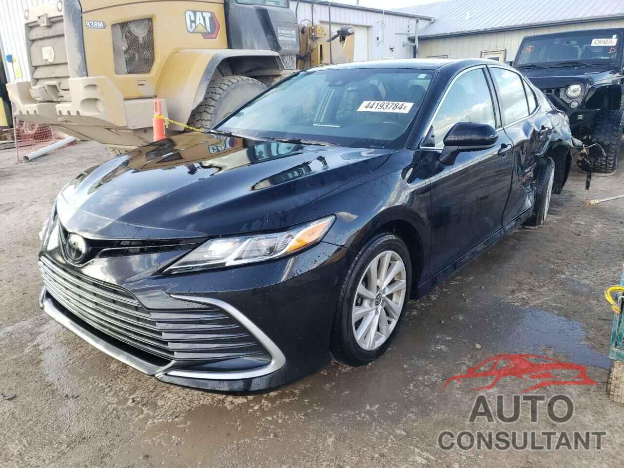 TOYOTA CAMRY 2023 - 4T1C11AK1PU771288