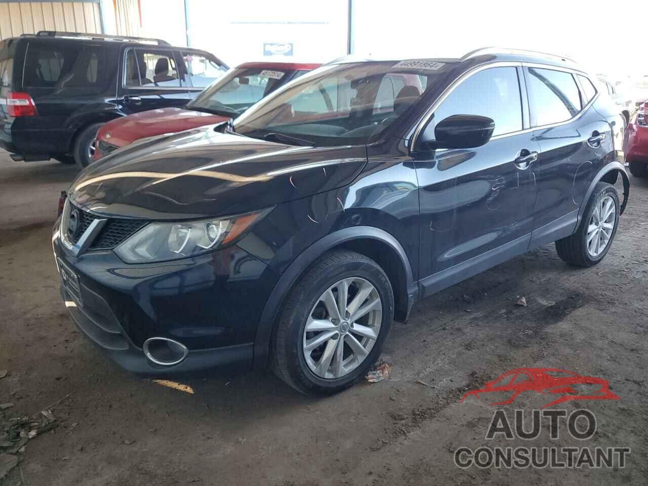 NISSAN ROGUE 2017 - JN1BJ1CRXHW122110