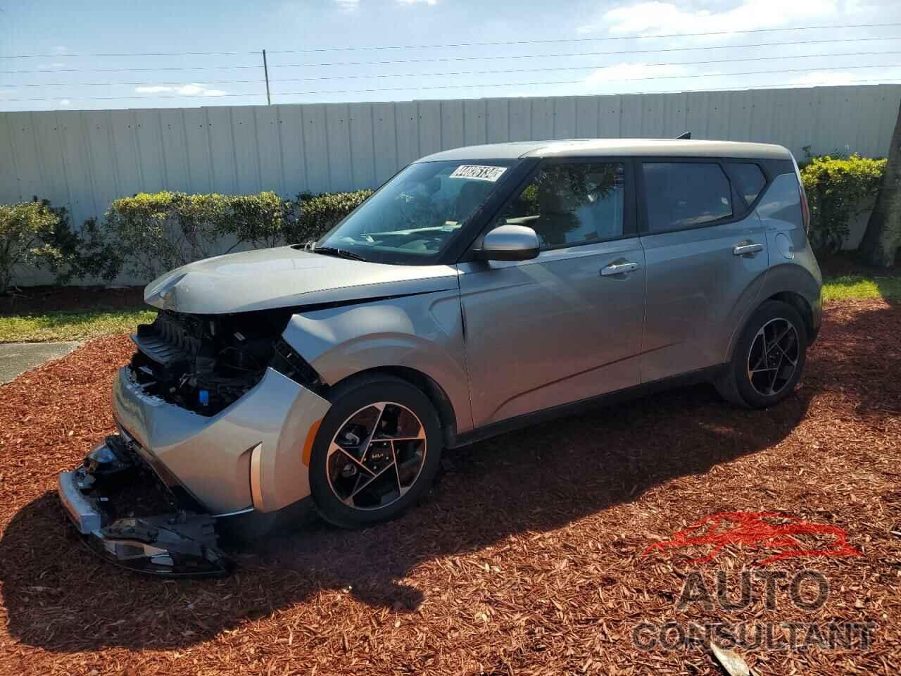 KIA SOUL 2023 - KNDJ33AU9P7893074