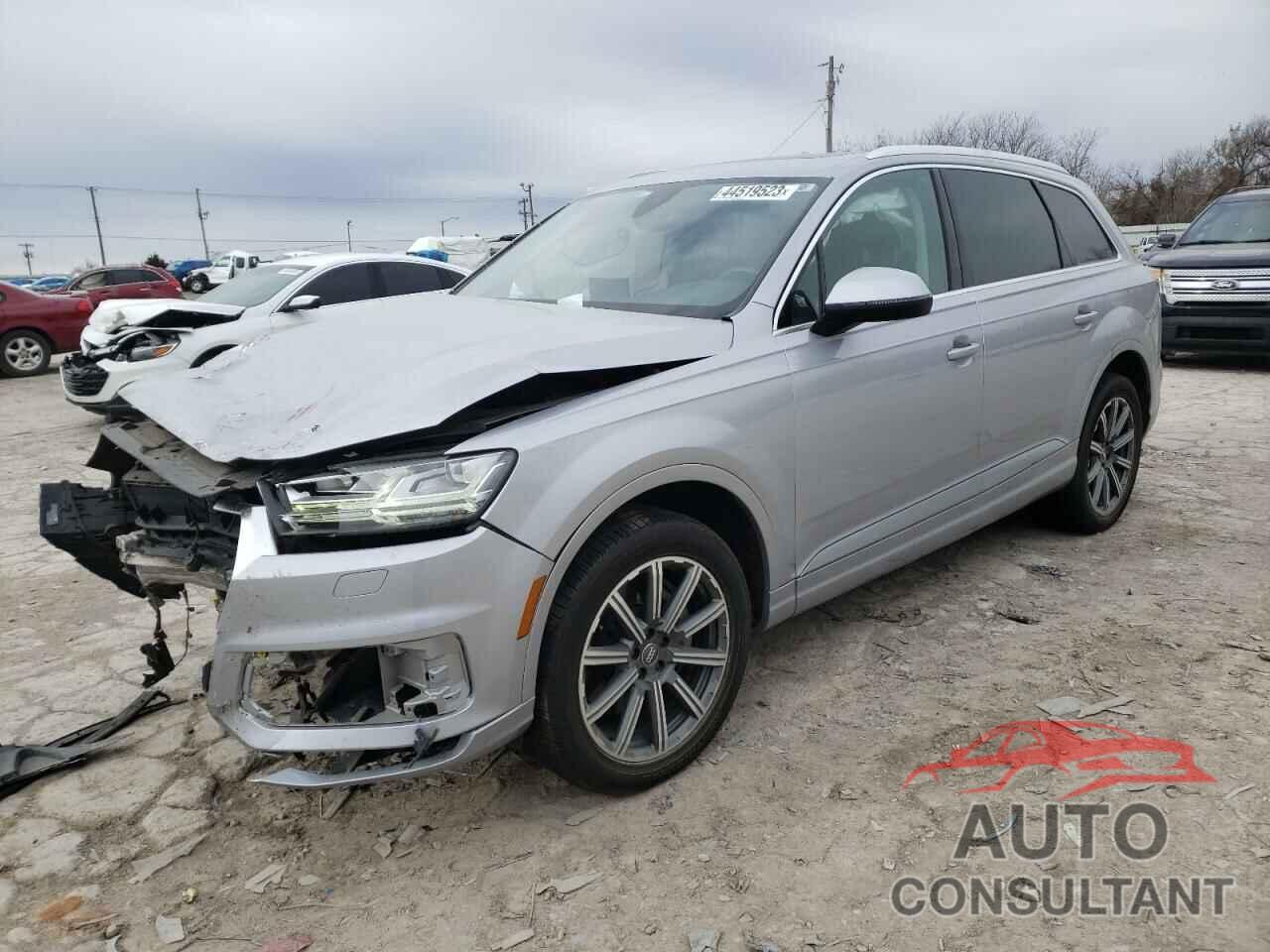 AUDI Q7 2018 - WA1LAAF79JD017274