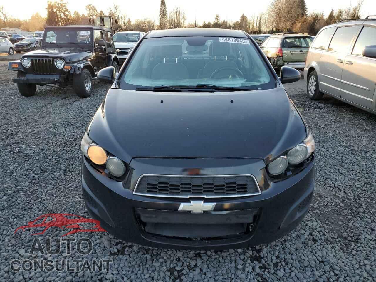 CHEVROLET SONIC 2012 - 1G1JA5SH5C4218880