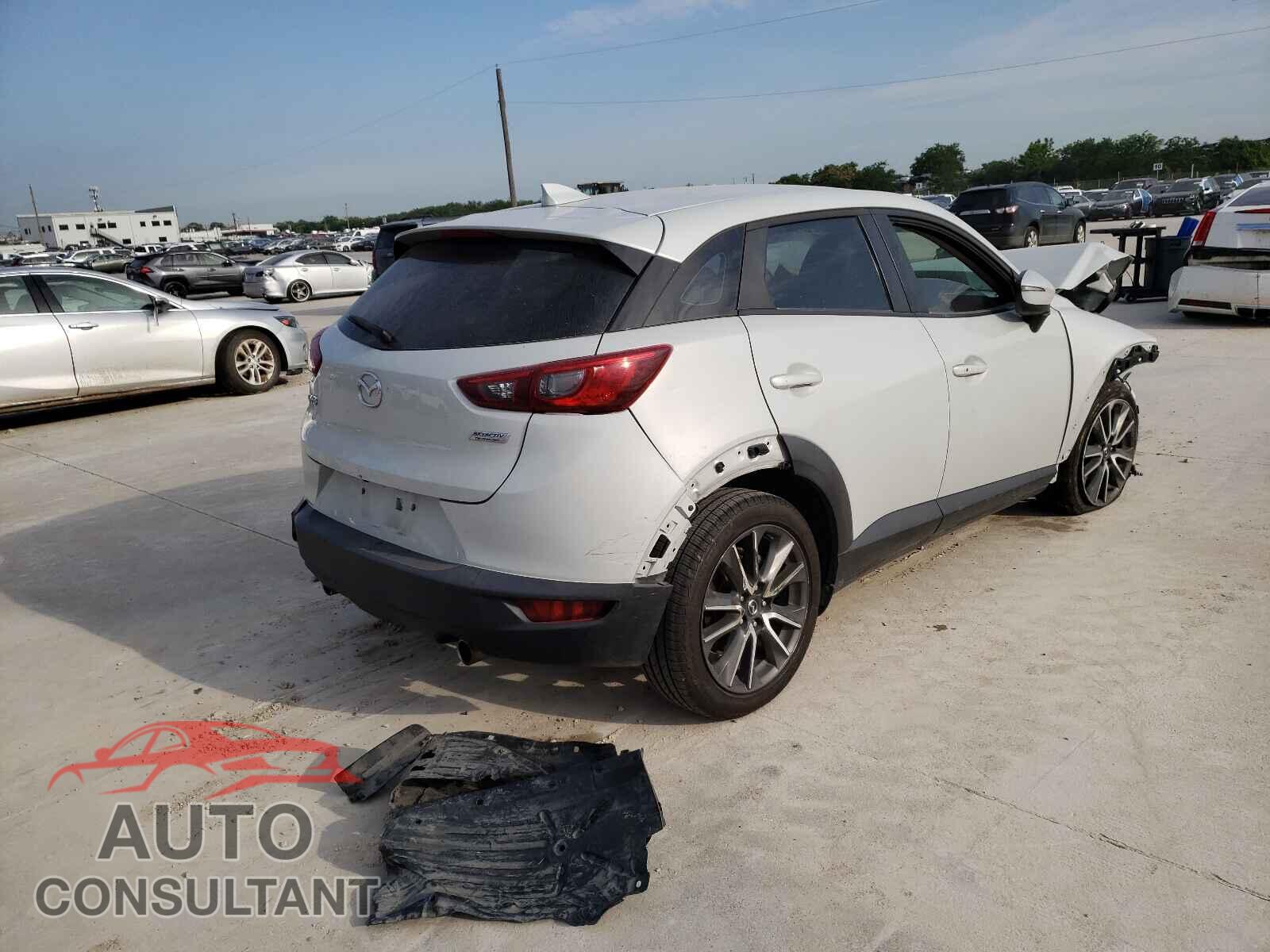 MAZDA CX-3 2017 - JM1DKDC77H0172775