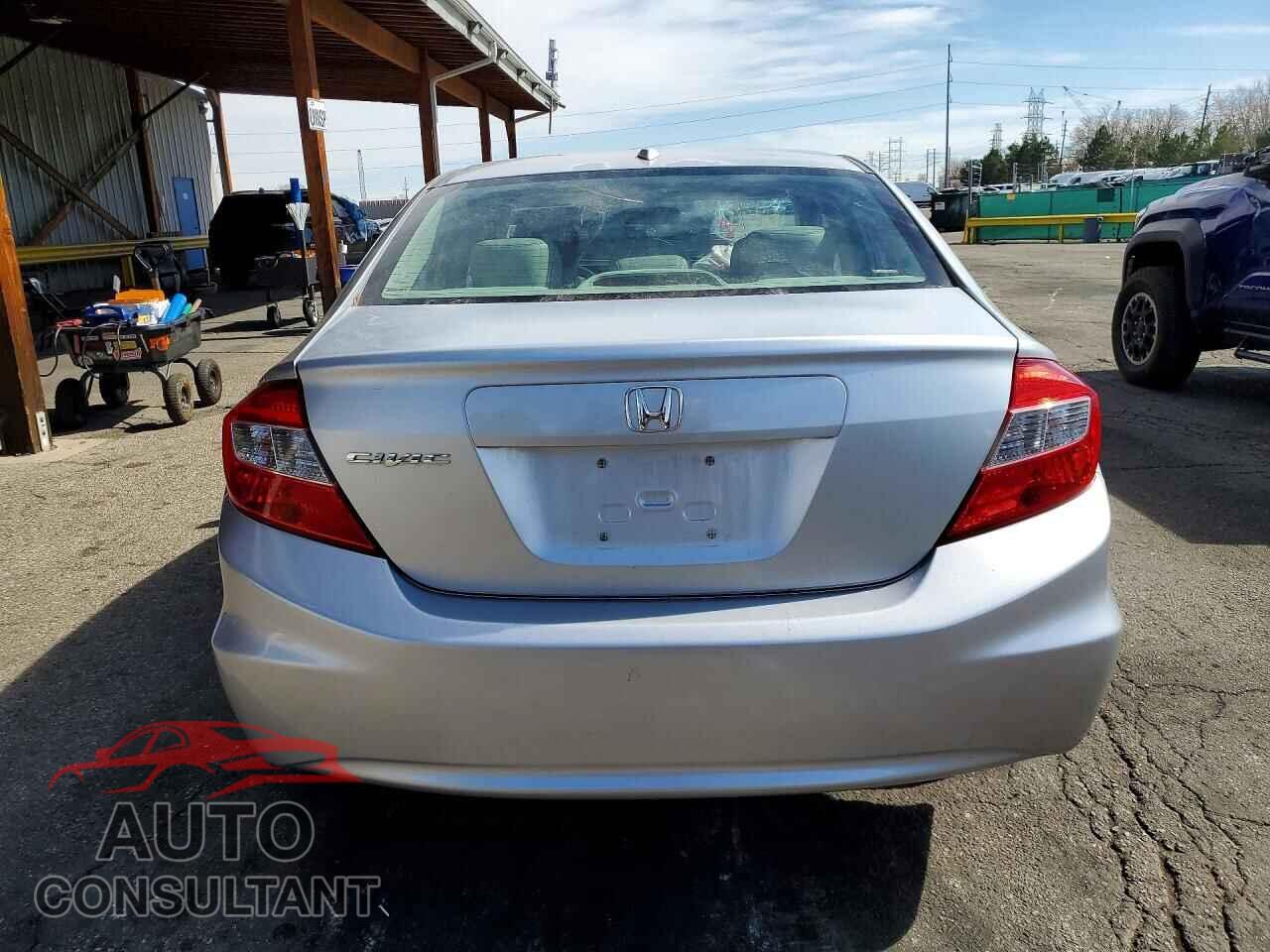 HONDA CIVIC 2012 - 2HGFB2F99CH526537