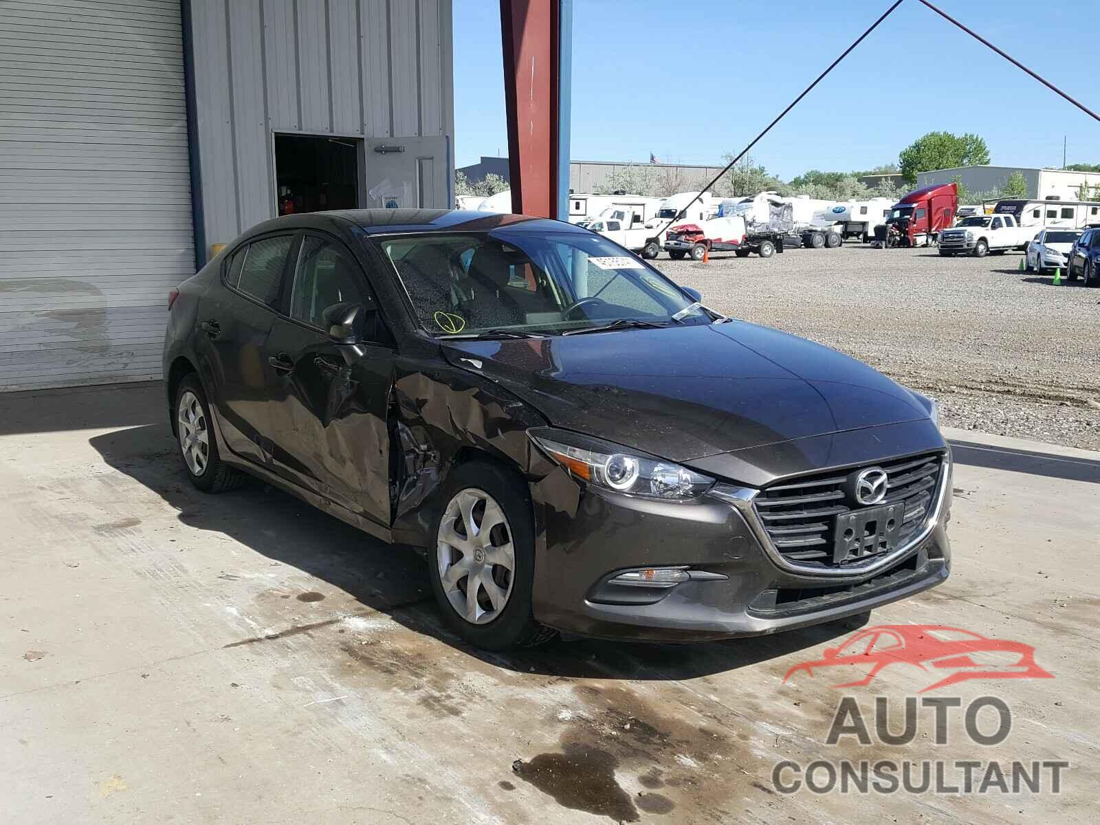 MAZDA 3 2018 - 3MZBN1U78JM183795