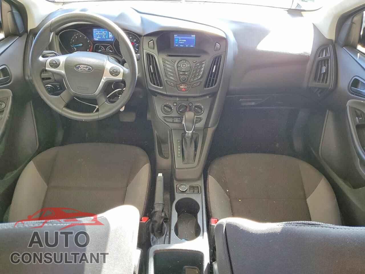 FORD FOCUS 2014 - 1FADP3E29EL281865
