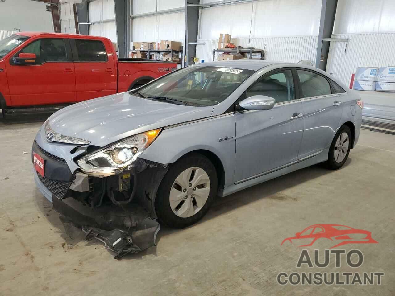 HYUNDAI SONATA 2013 - KMHEC4A42DA087112