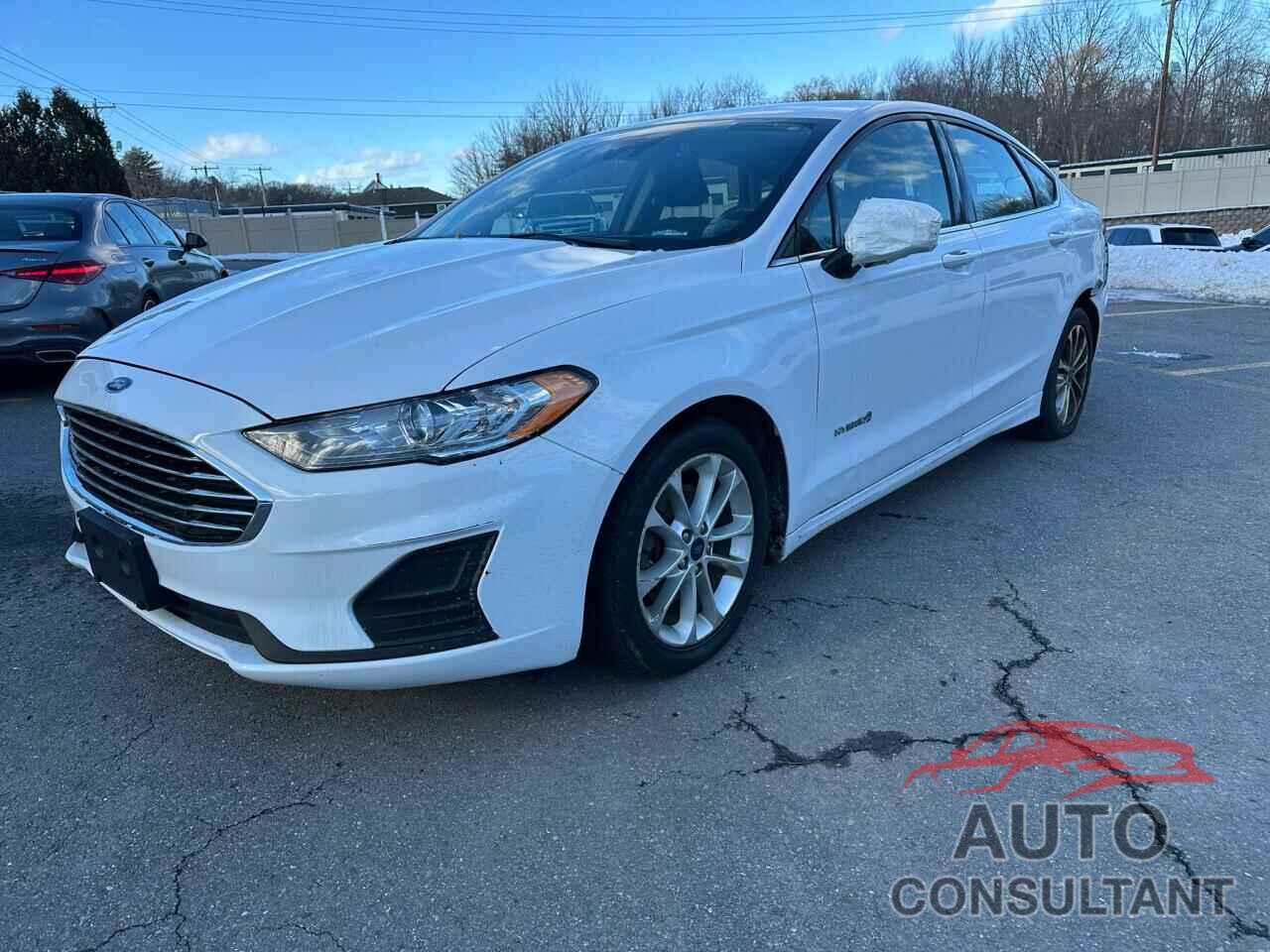 FORD FUSION 2019 - 3FA6P0LU6KR120866