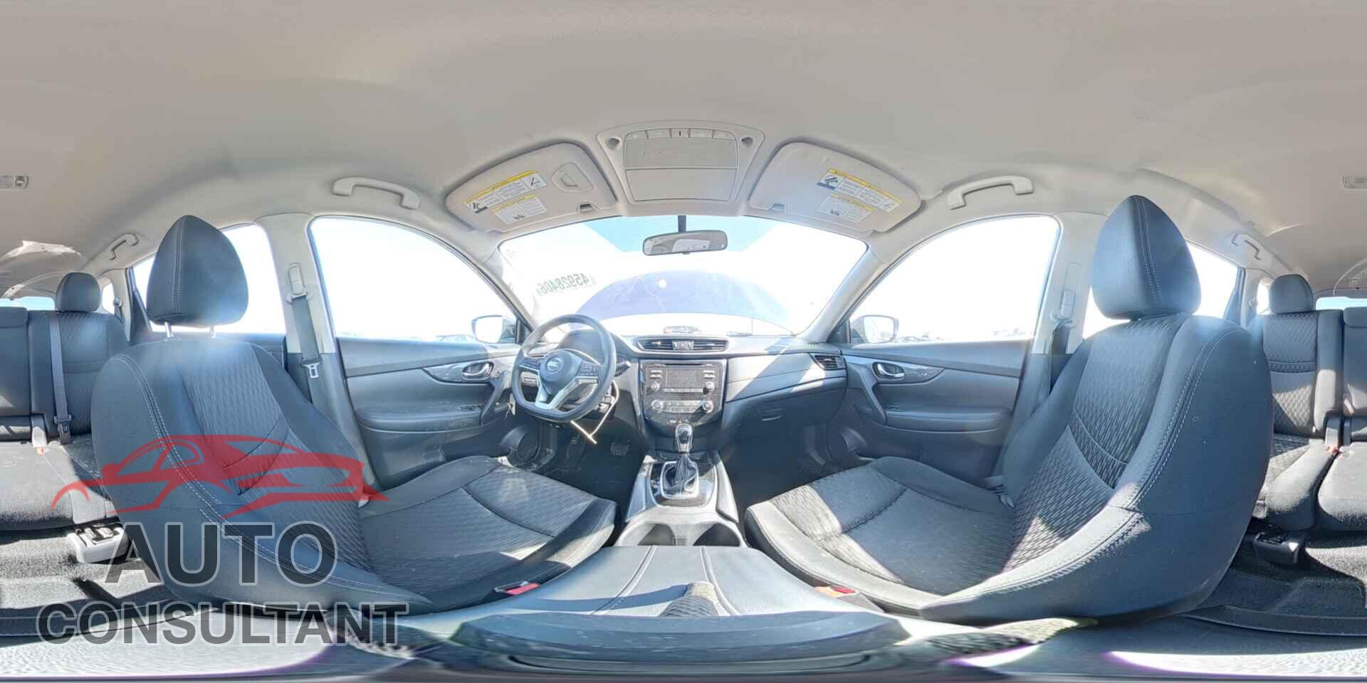 NISSAN ROGUE 2017 - KNMAT2MV4HP603758