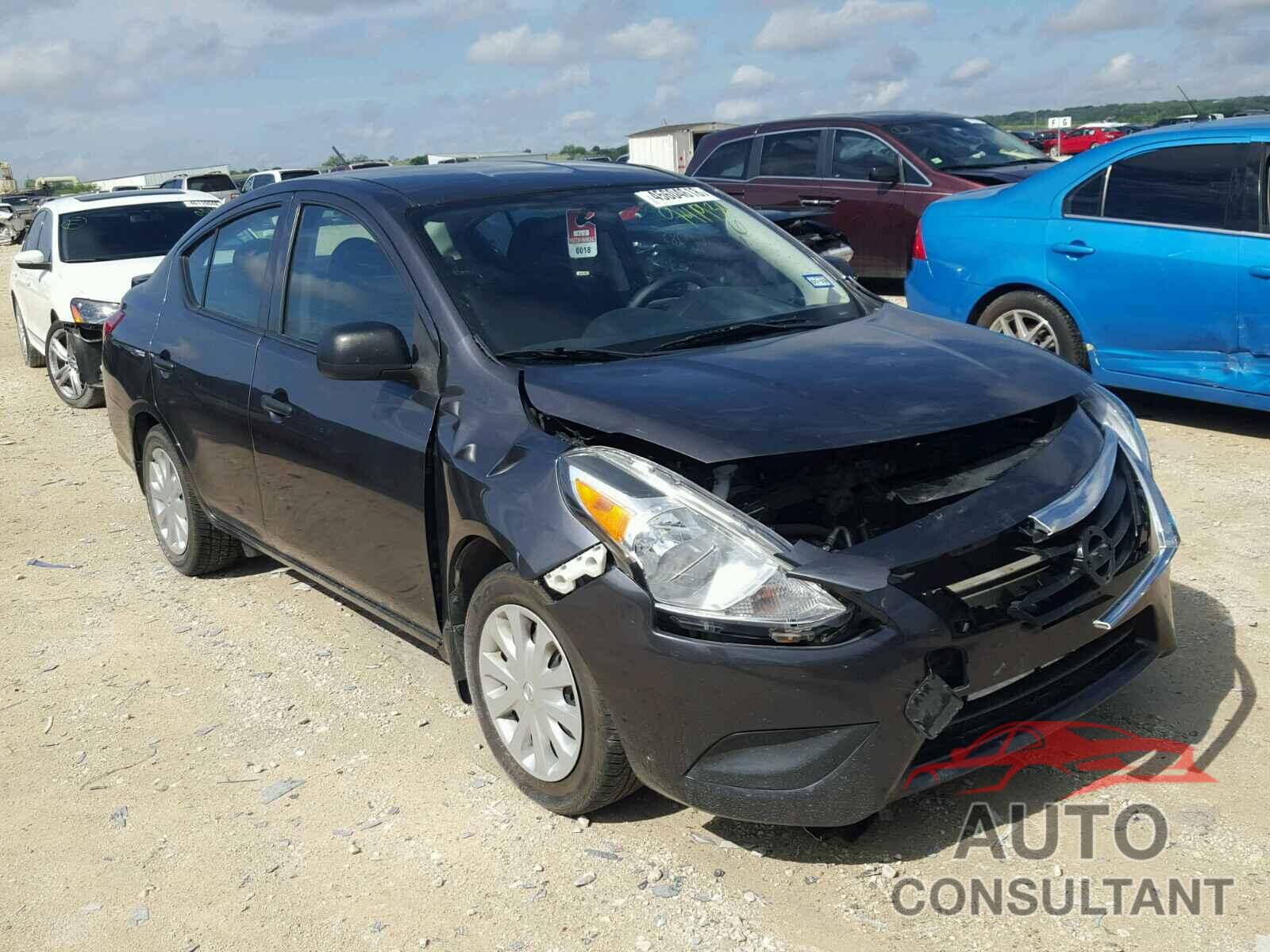 NISSAN VERSA 2015 - 3N1CN7AP2FL941936