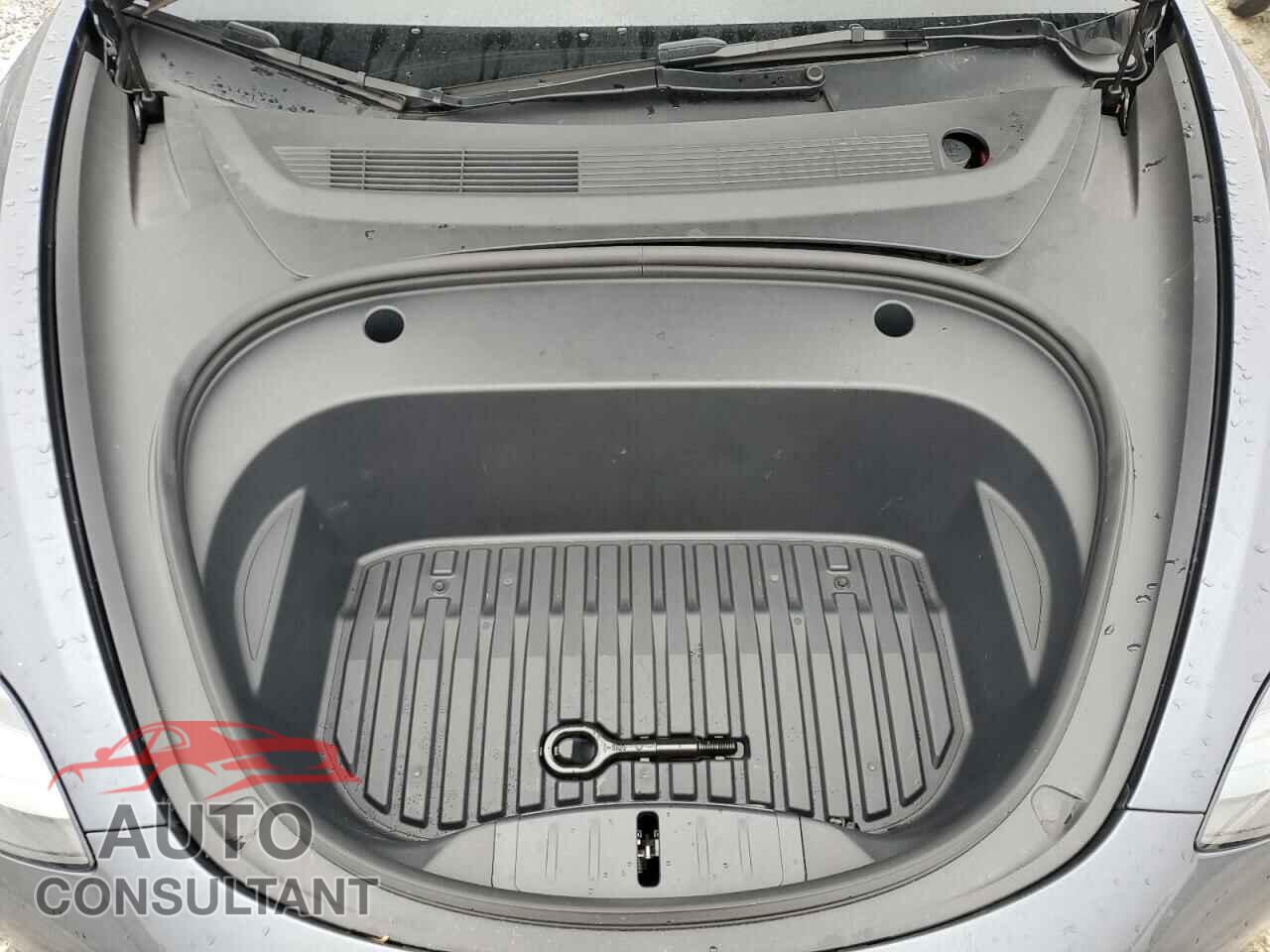 TESLA MODEL 3 2023 - 5YJ3E1EA4PF641279