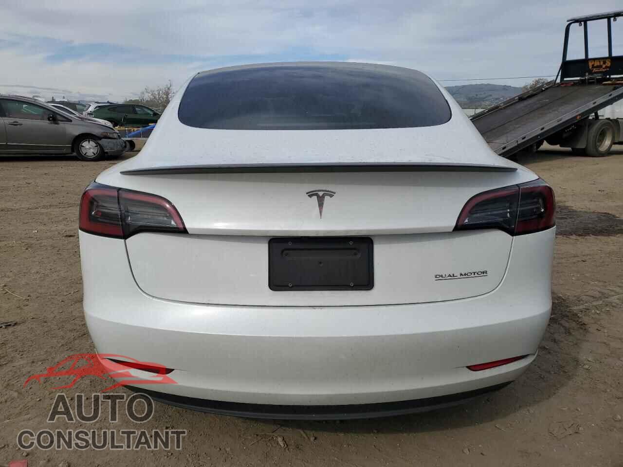 TESLA MODEL 3 2023 - 5YJ3E1EC3PF421102
