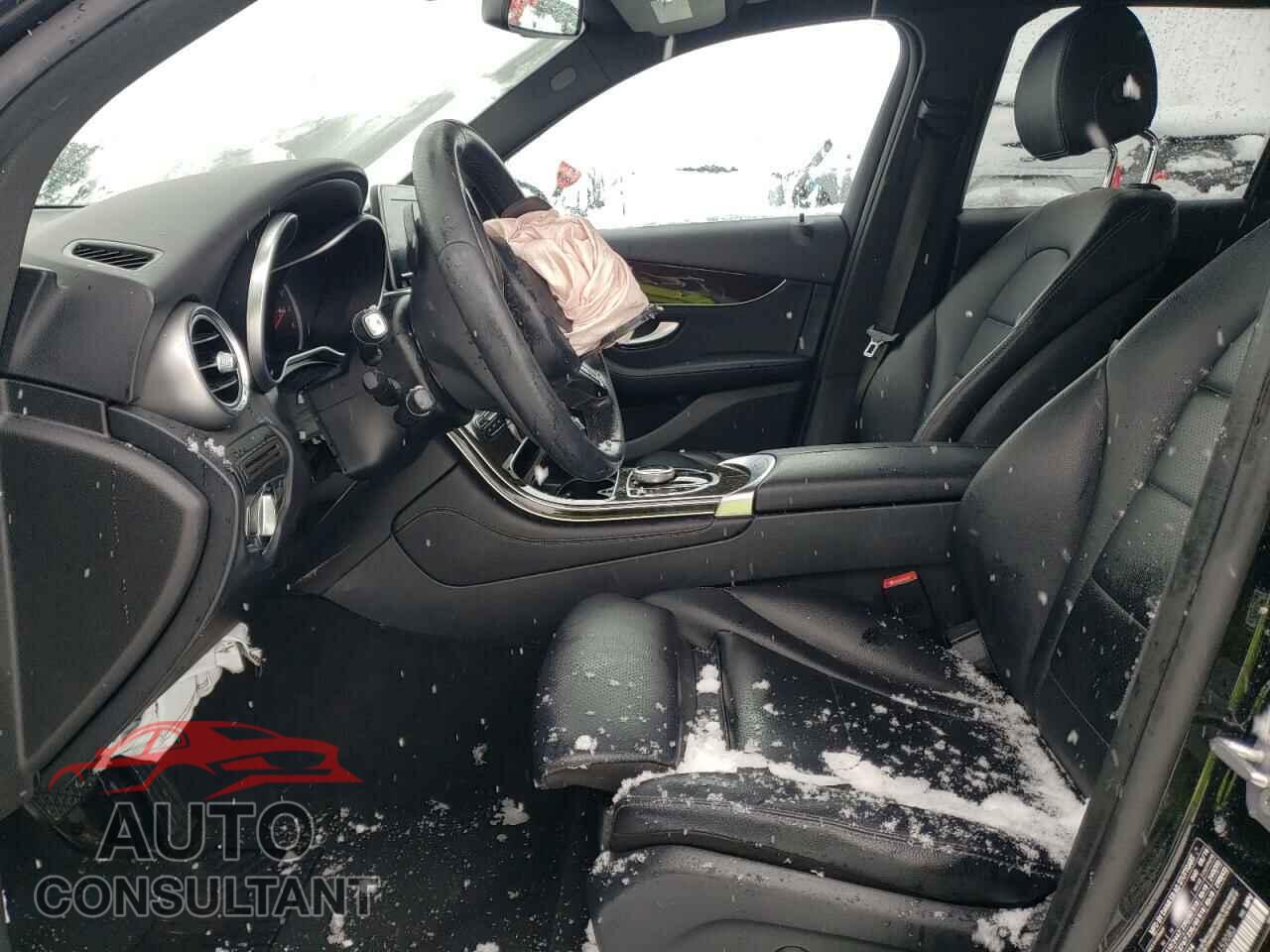 MERCEDES-BENZ GLC-CLASS 2017 - WDC0G4KB3HF152083