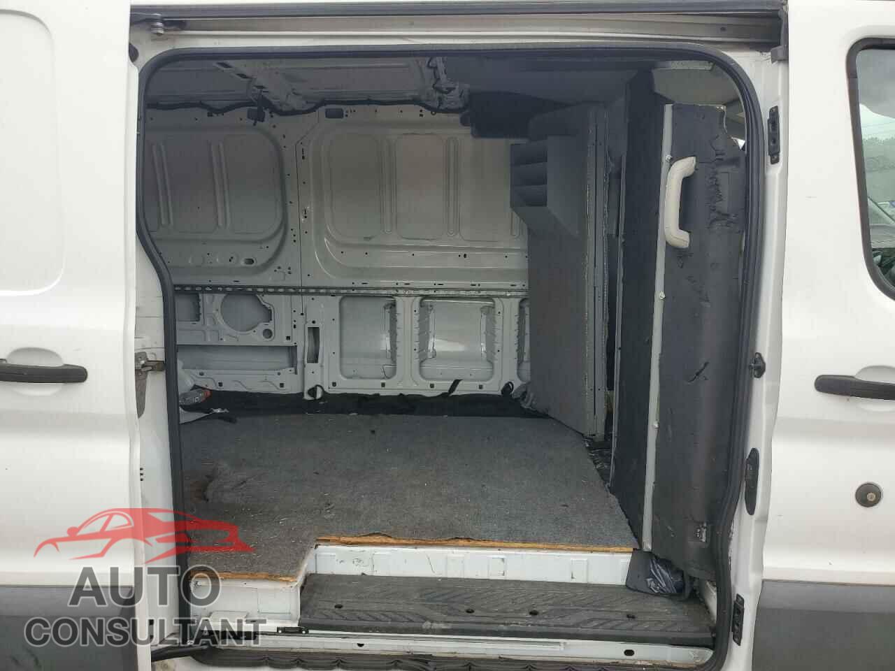 FORD TRANSIT 2017 - 1FTBW2YG3HKA17184