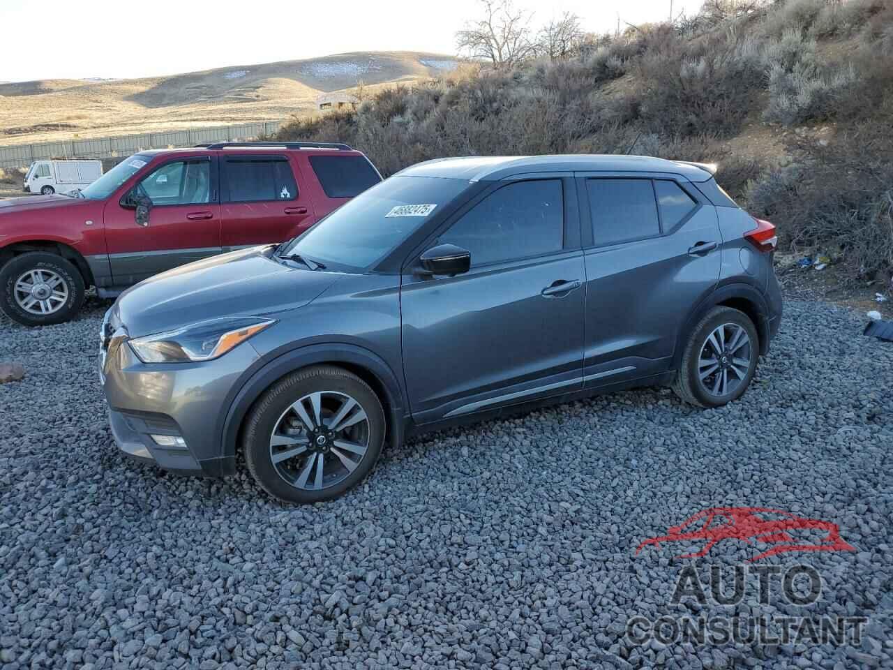 NISSAN KICKS 2018 - 3N1CP5CU8JL545049