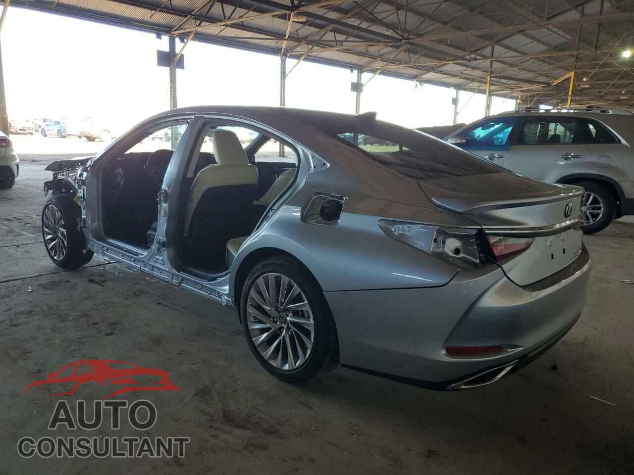 LEXUS ES350 2022 - 58AEZ1B11NU121809