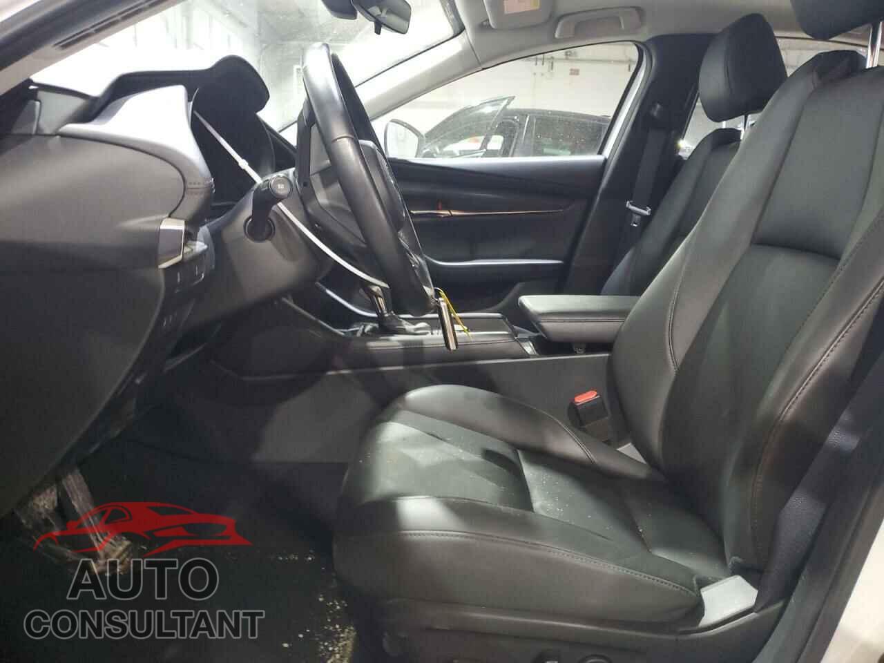 MAZDA 3 2023 - 3MZBPACM7PM366356