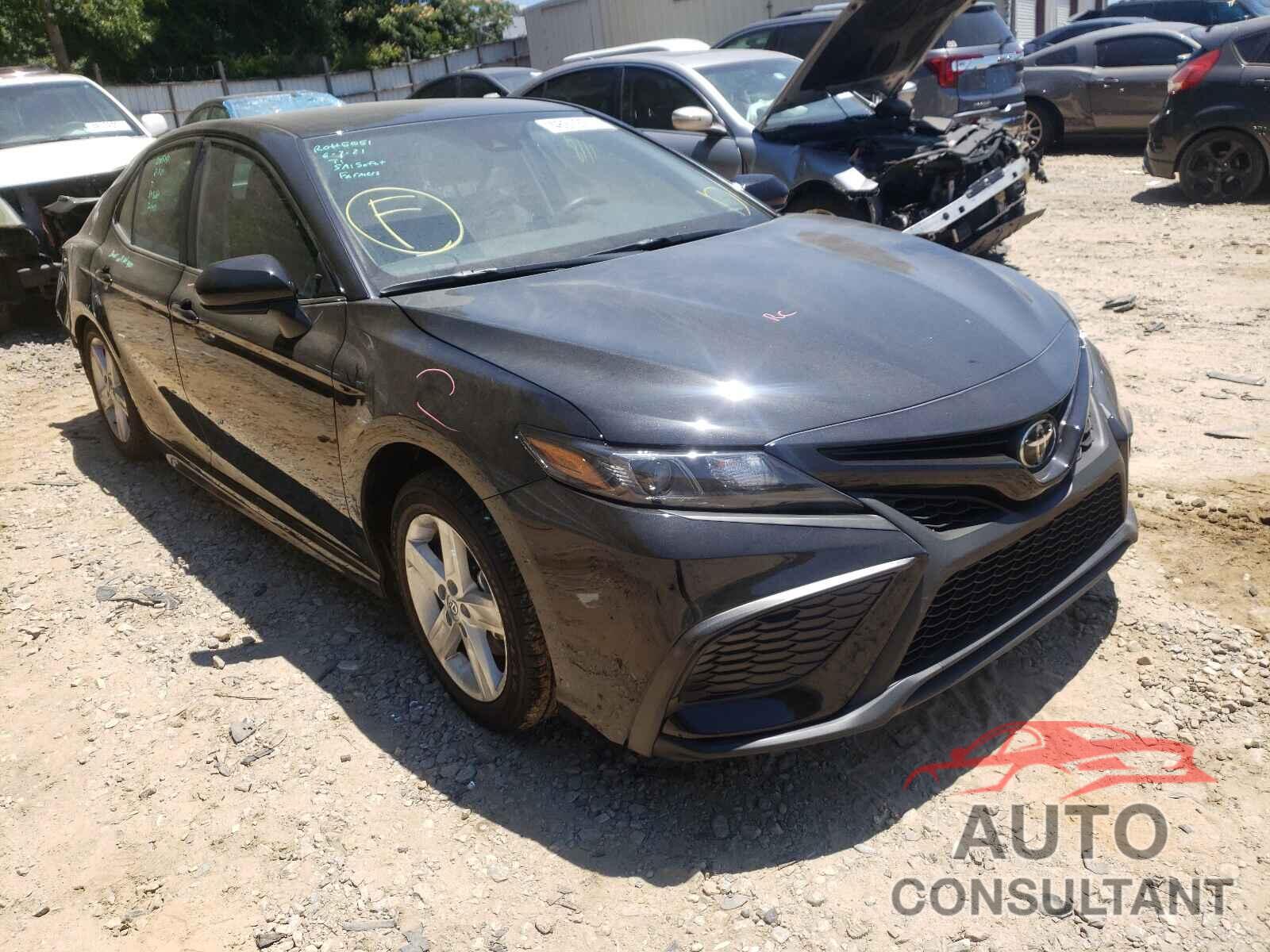 TOYOTA CAMRY 2021 - 4T1G11AK3MU512282