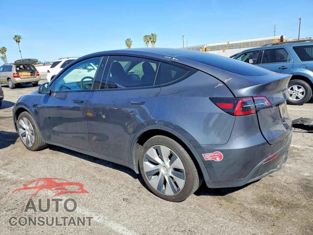 TESLA MODEL Y 2023 - 7SAYGDED2PF964843