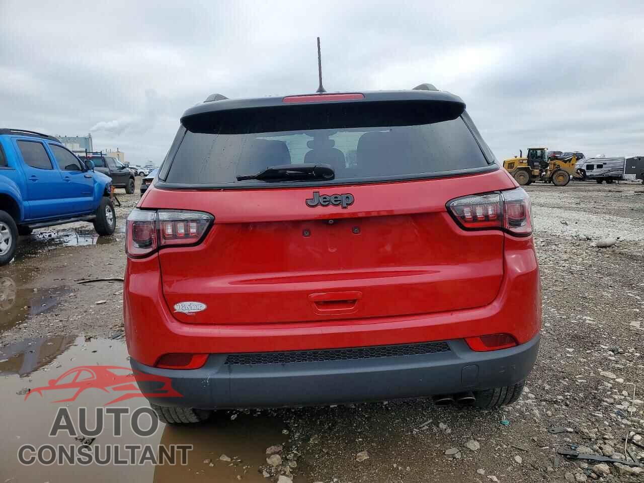 JEEP COMPASS 2018 - 3C4NJCBB4JT300194