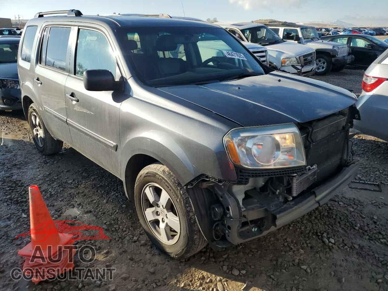HONDA PILOT 2011 - 5FNYF4H51BB009013