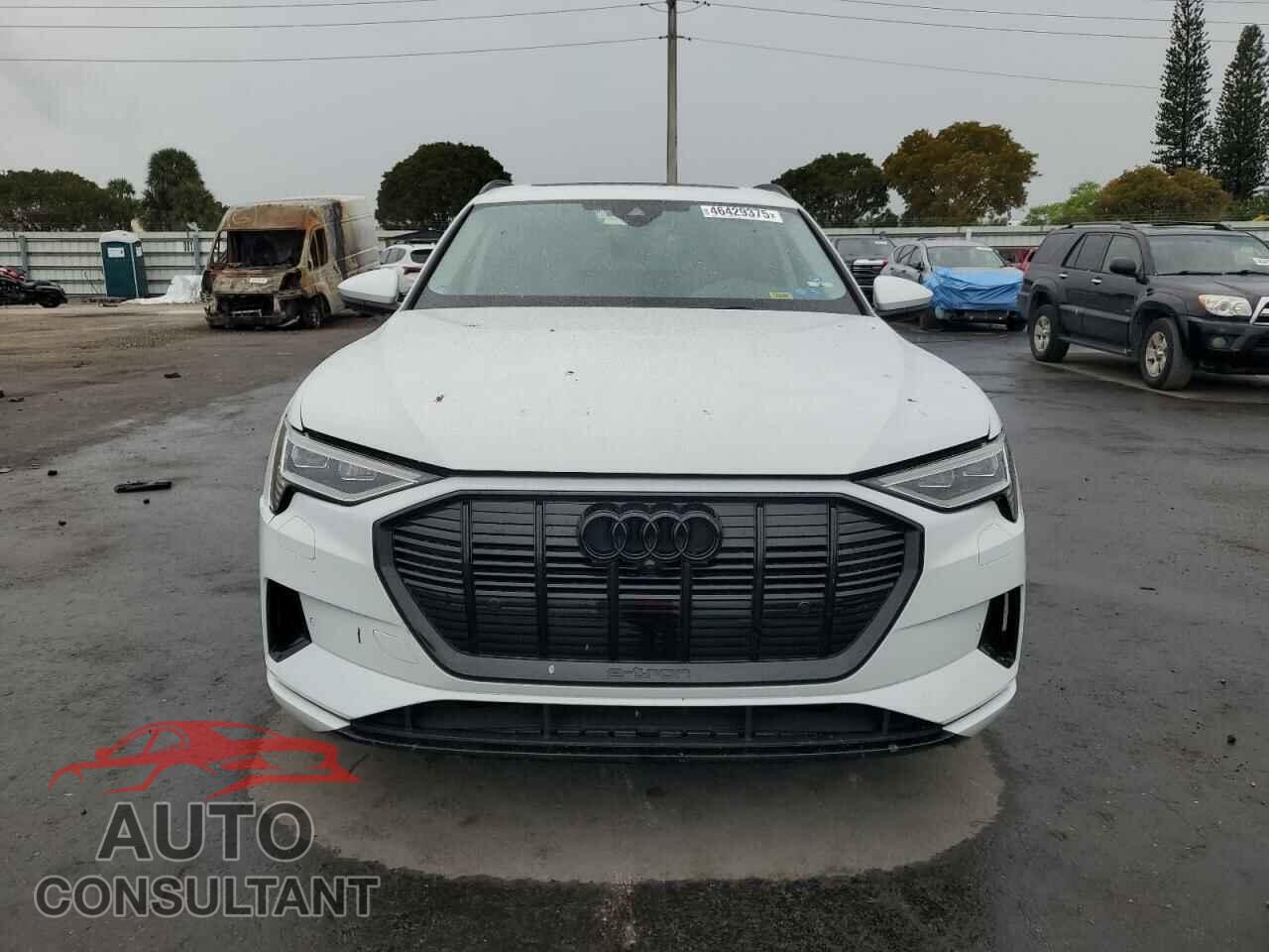 AUDI E-TRON 2022 - WA1AAAGE9NB038342