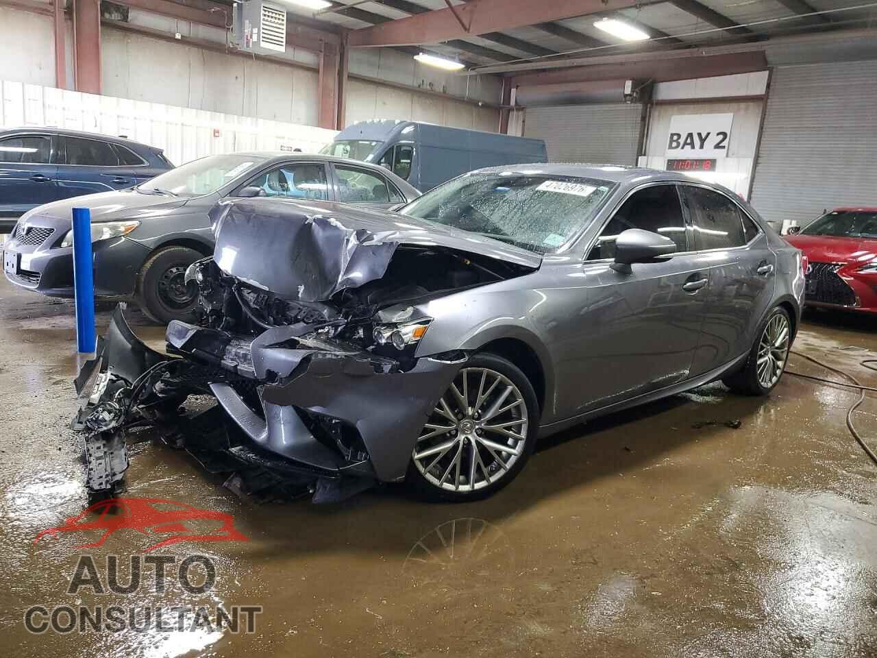 LEXUS IS 2014 - JTHCF1D24E5011041