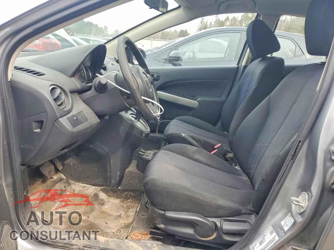 MAZDA 2 2014 - JM1DE1KY8E0184364