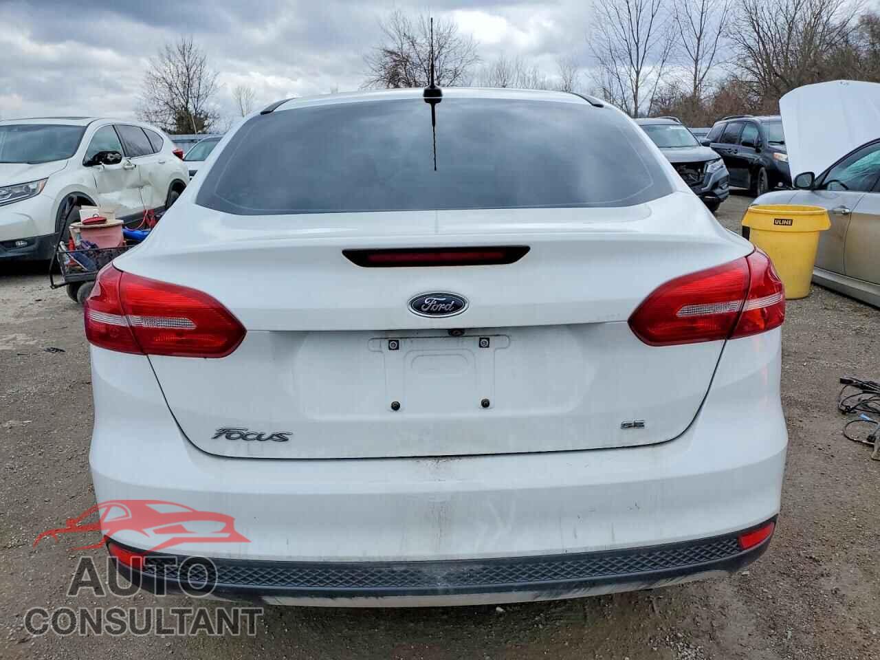 FORD FOCUS 2017 - 1FADP3F20HL261247
