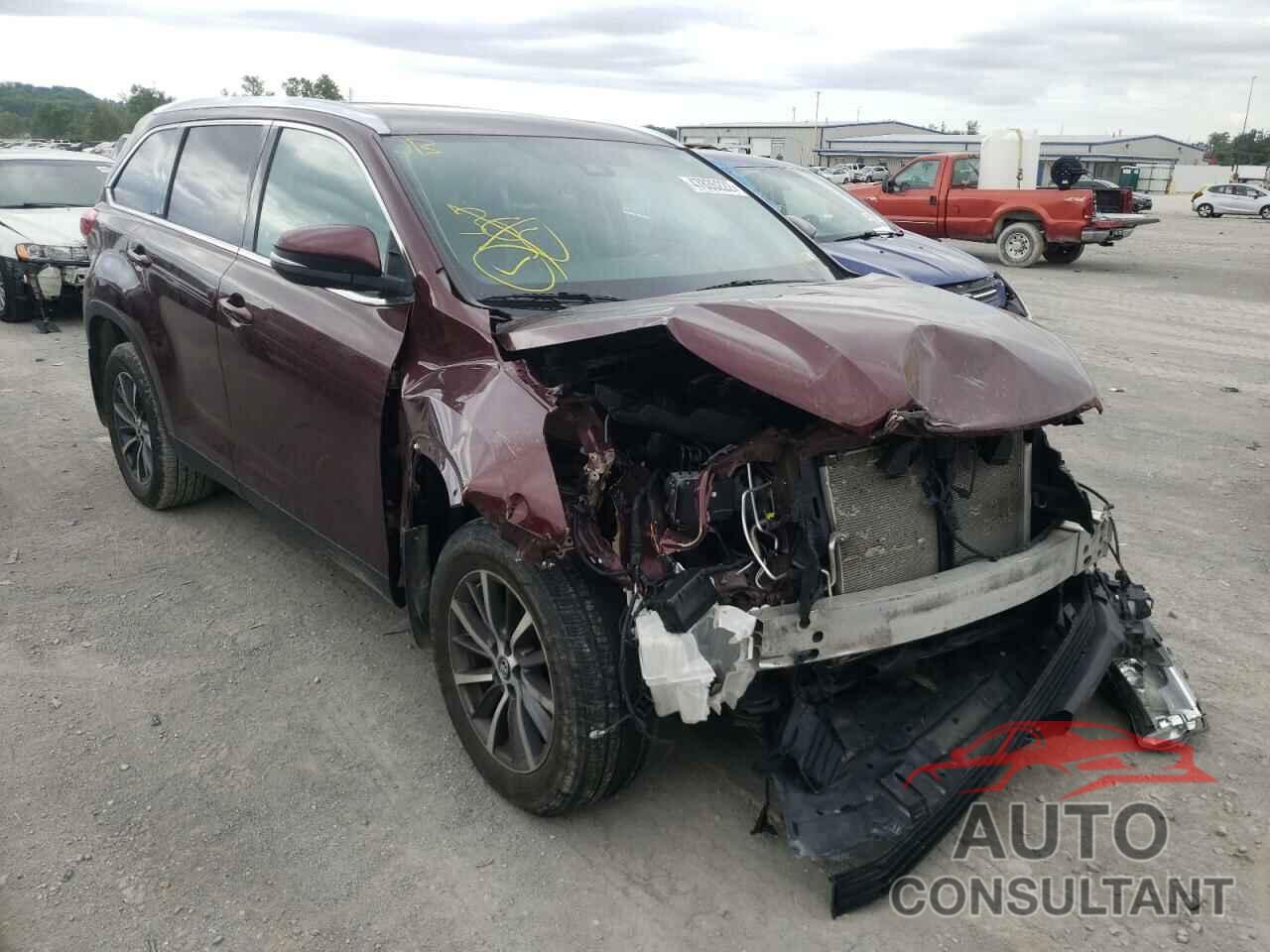 TOYOTA HIGHLANDER 2019 - 5TDJZRFH9KS960946