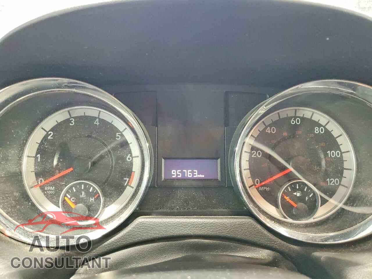 DODGE CARAVAN 2013 - 2C4RDGBG7DR659493