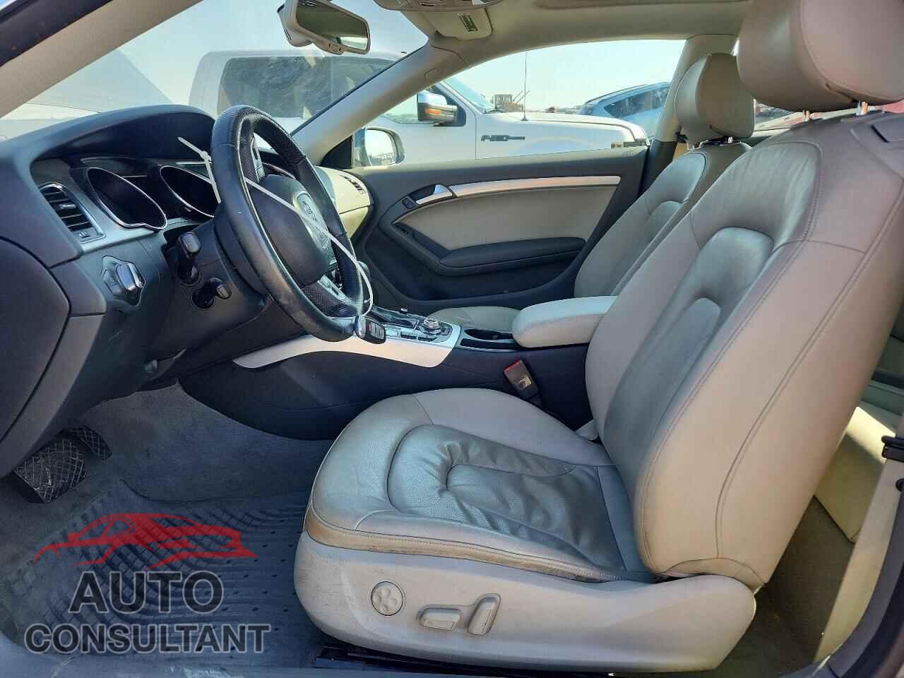 AUDI A5 2012 - WAULFAFRXCA018797