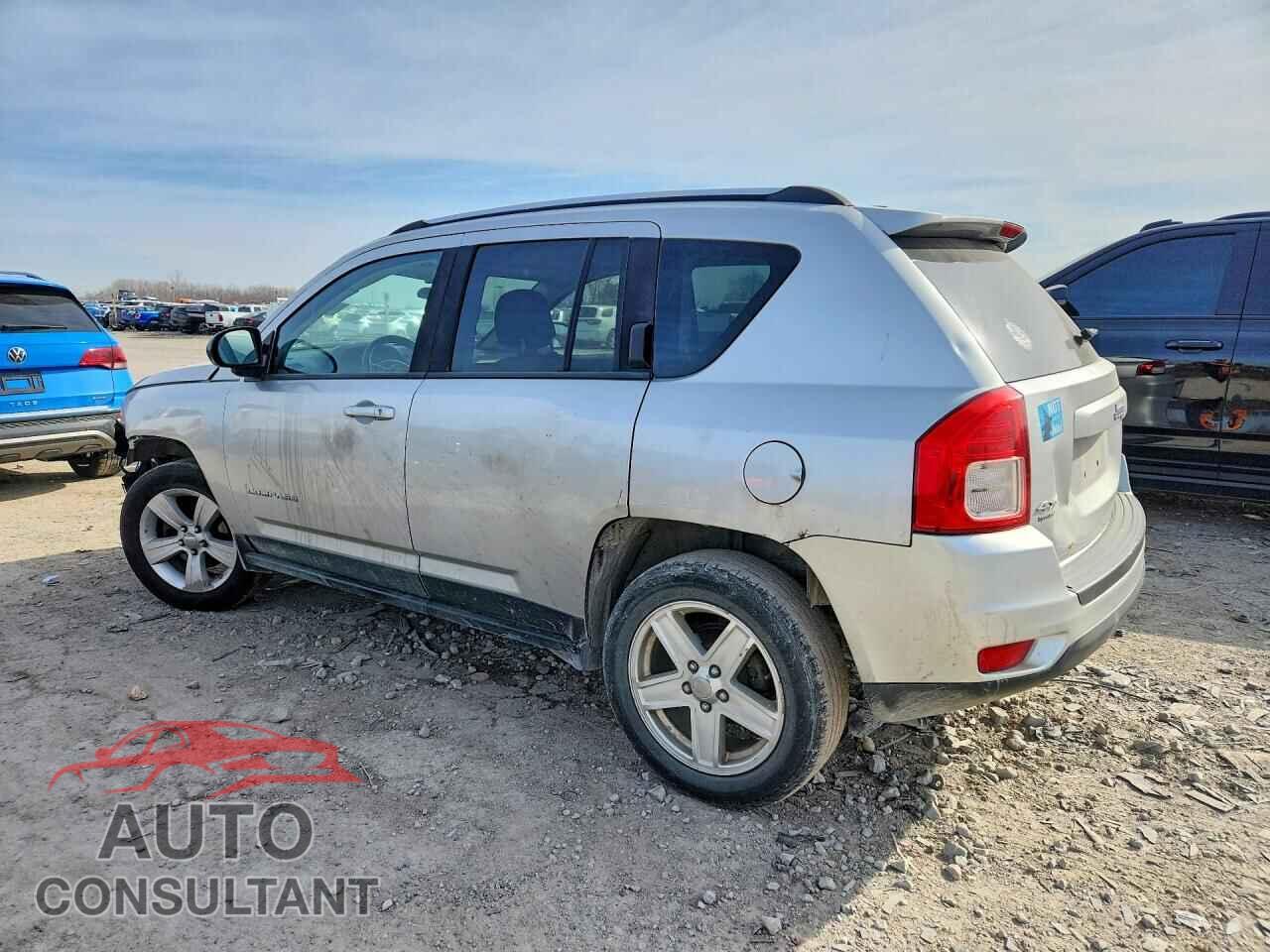 JEEP COMPASS 2011 - 1J4NF1FB5BD180374