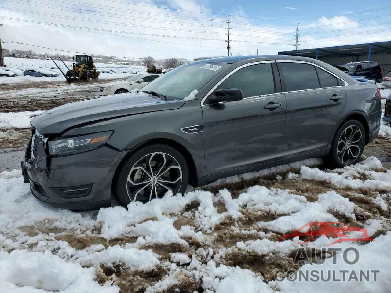 FORD TAURUS 2018 - 1FAHP2KT0JG112085