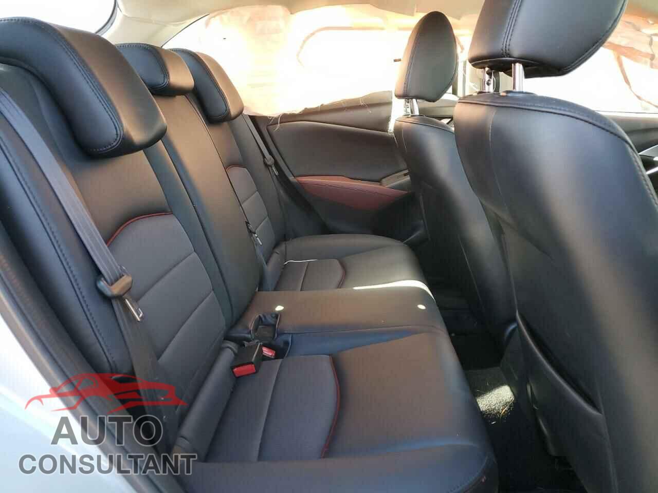 MAZDA CX-3 2016 - JM1DKFC72G0131156