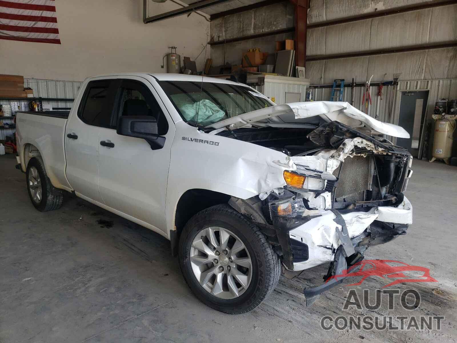 CHEVROLET SILVERADO 2019 - 1GCRWBEH4KZ267513