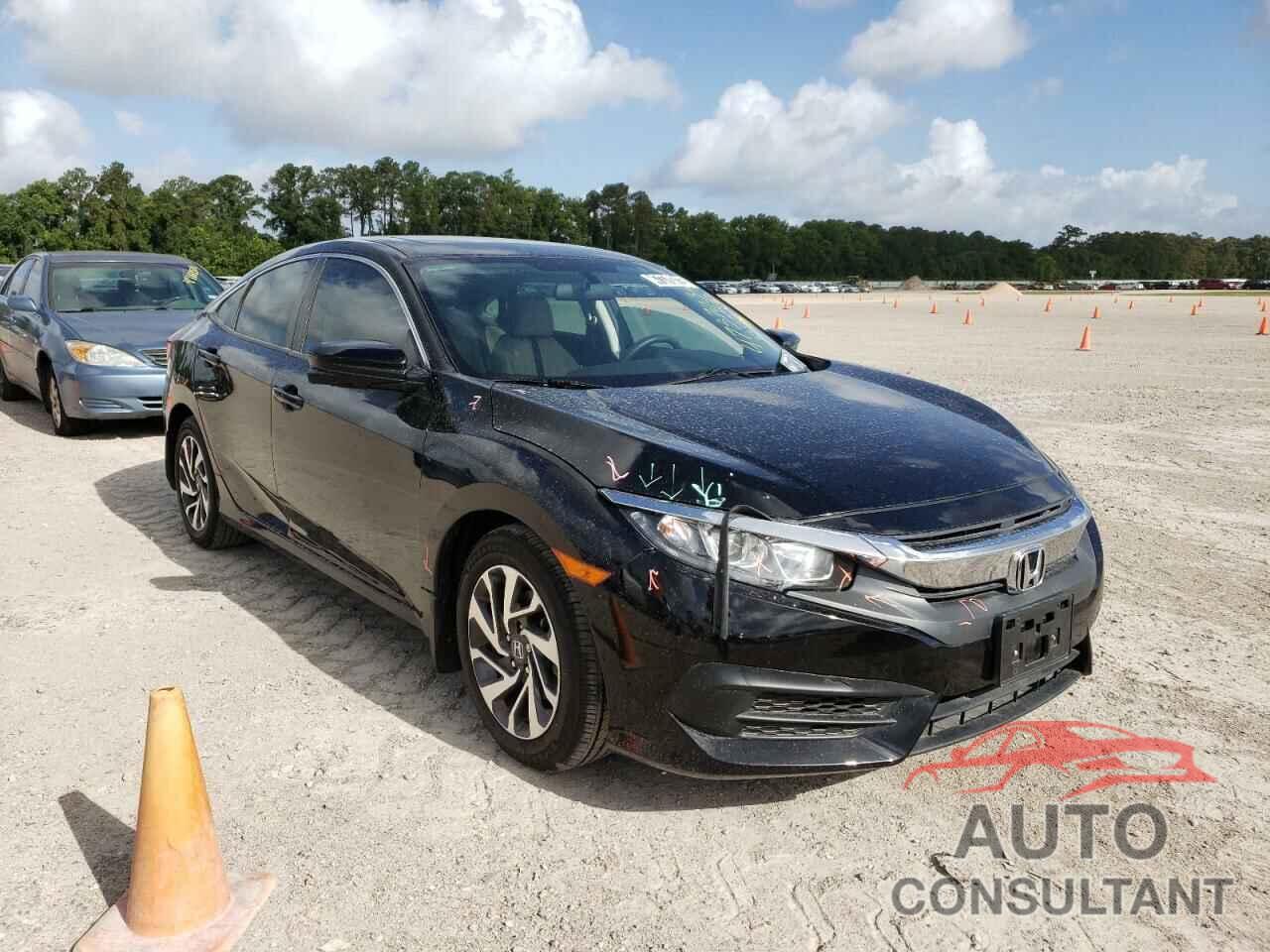 HONDA CIVIC 2018 - 19XFC2F78JE017963