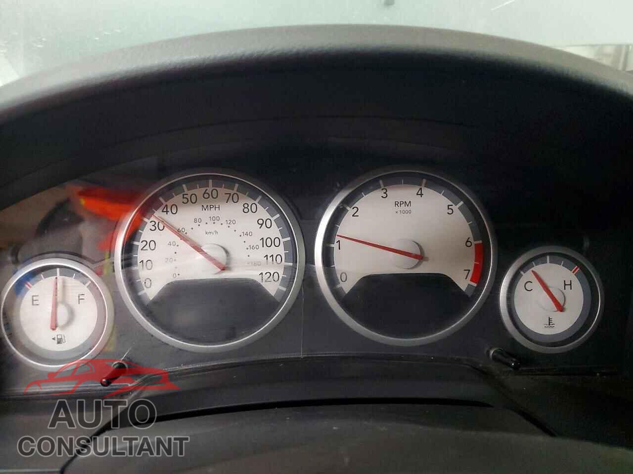 DODGE CARAVAN 2010 - 2D4RN5D11AR475689