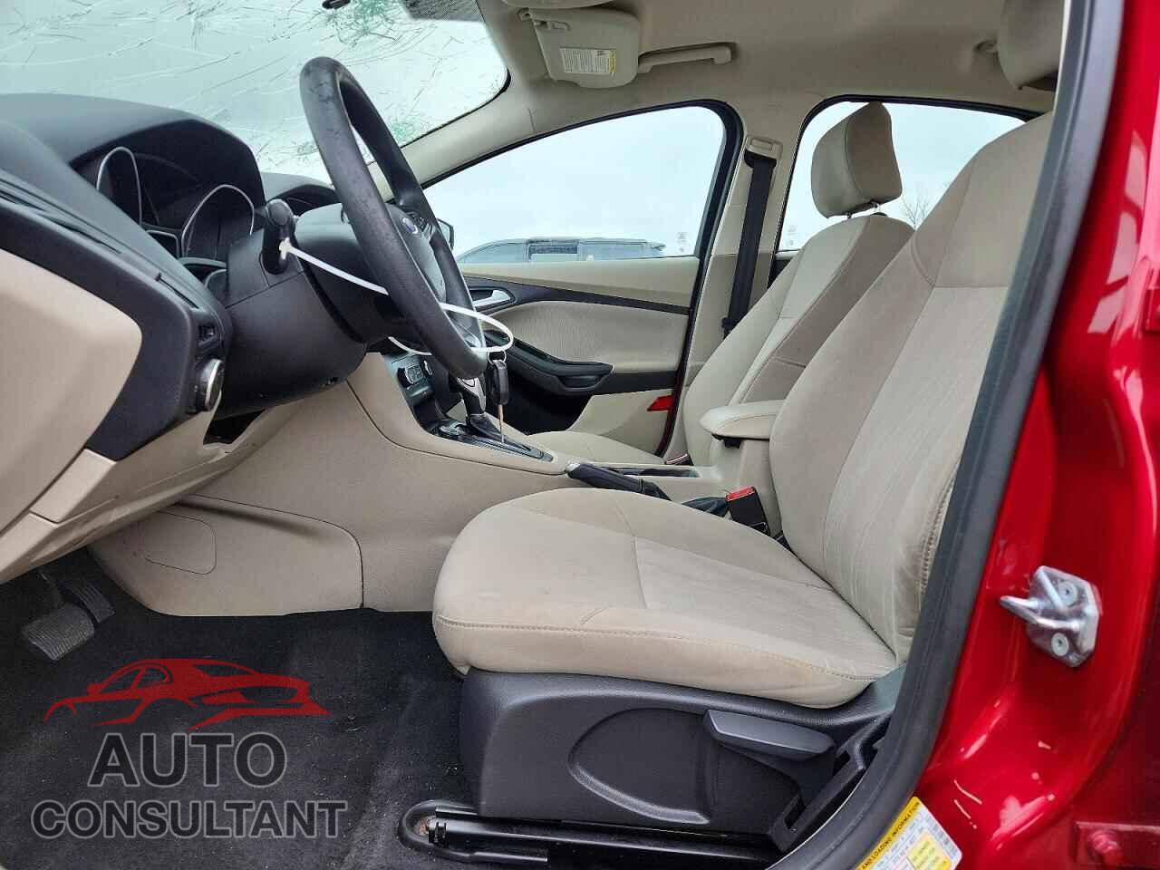 FORD FOCUS 2017 - 1FADP3F27HL270849