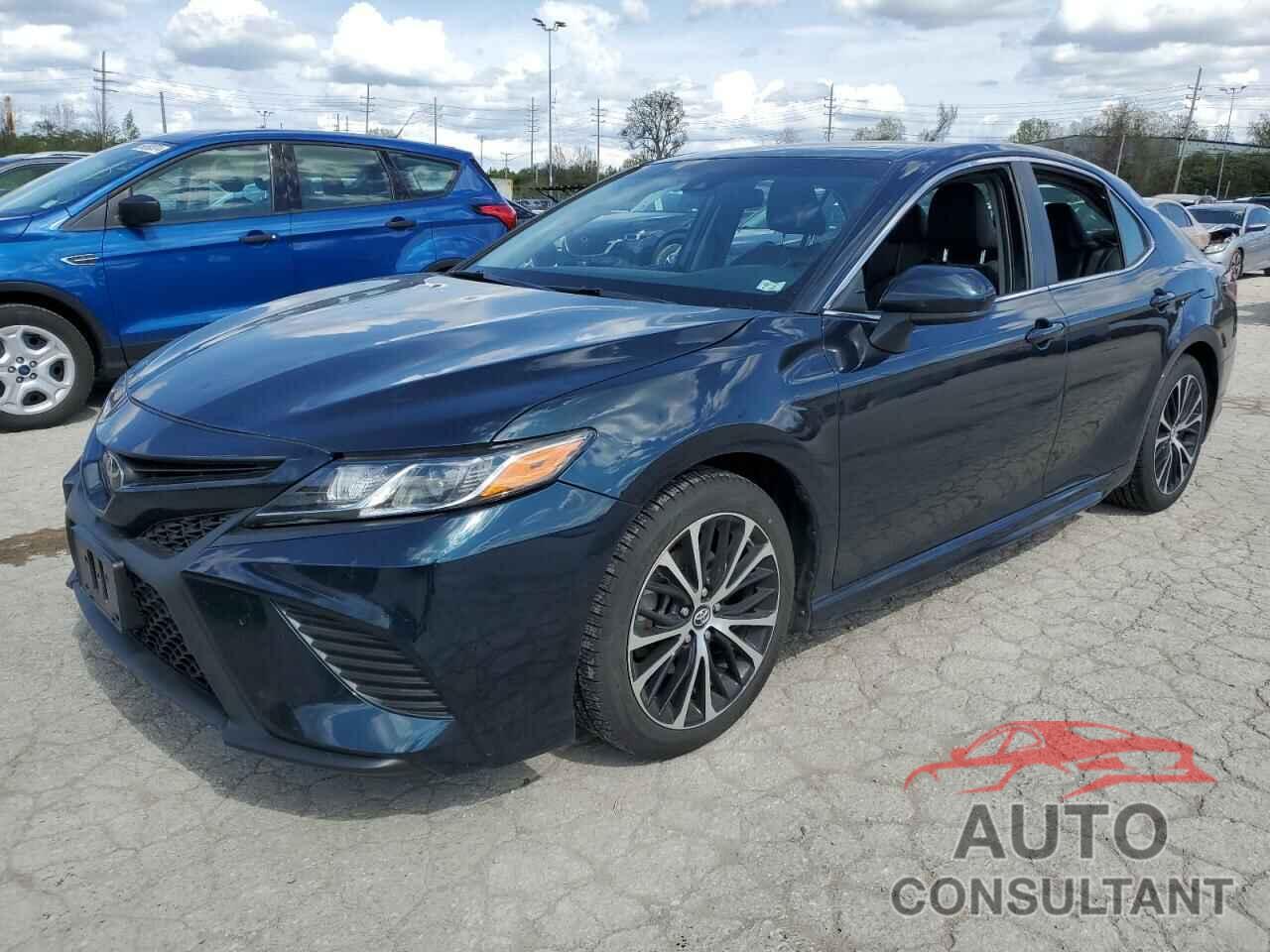 TOYOTA CAMRY 2018 - 4T1B11HK0JU590112