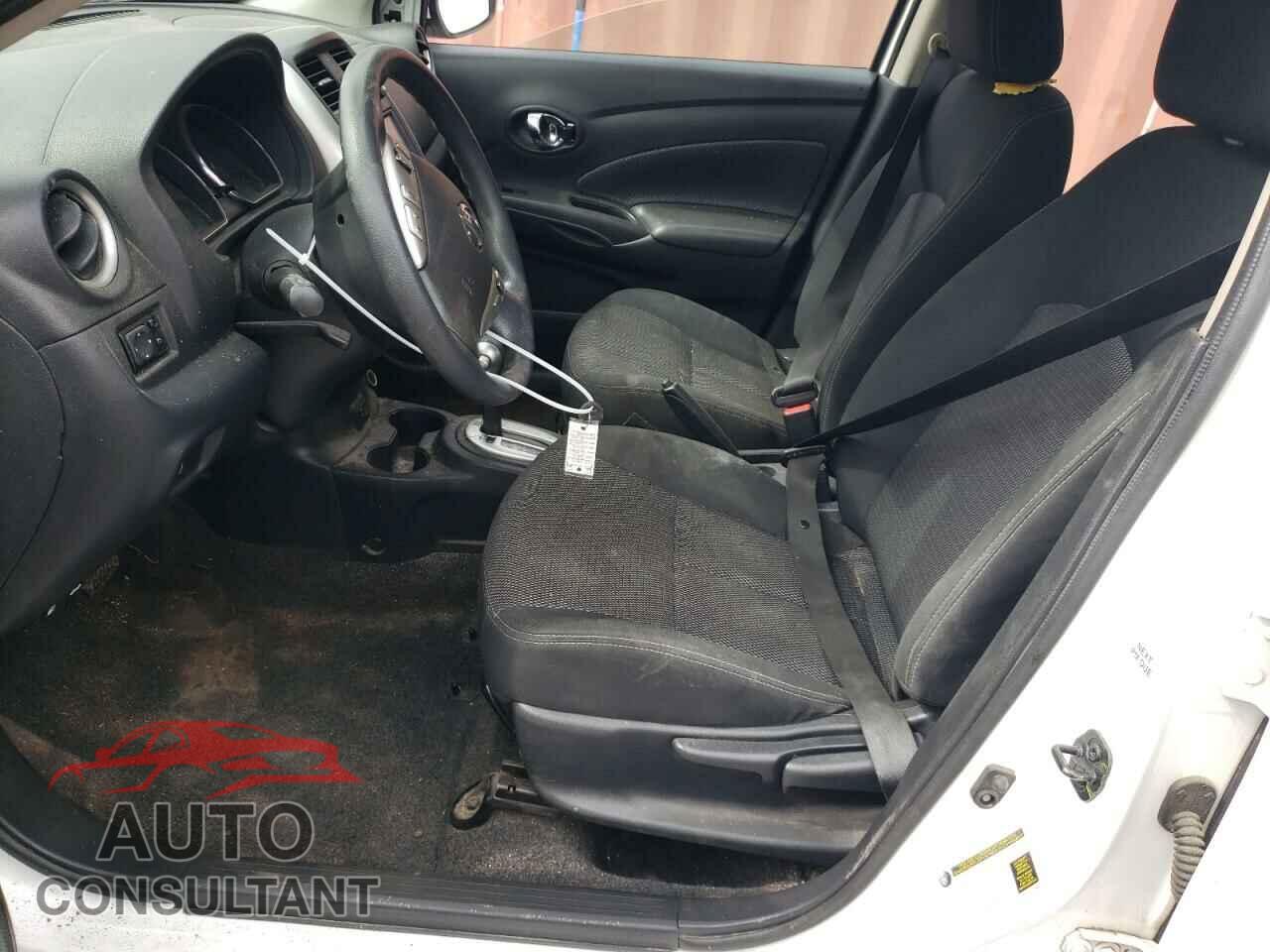 NISSAN VERSA 2019 - 3N1CN7AP3KL829222